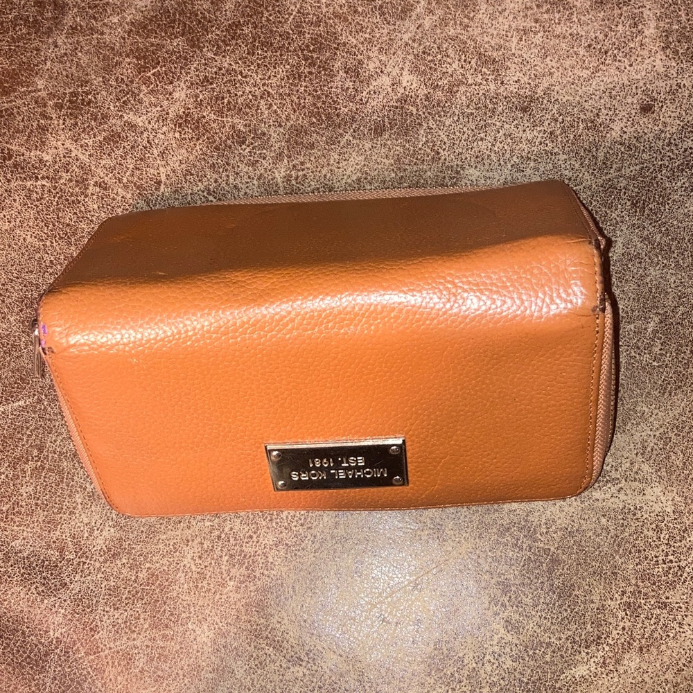 Michael Kors Caramel Leather Zip Wallet - Picture 7 of 7